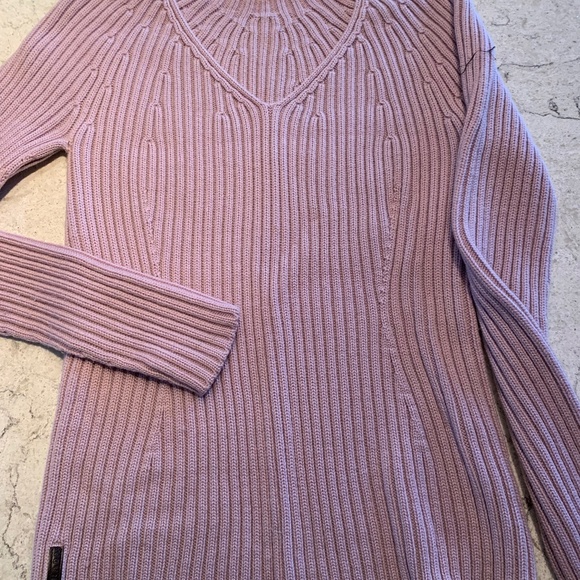 Prada  Ladies pink ribbed sweater - Picture 1 of 3